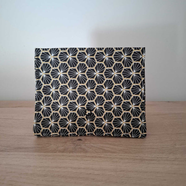 POCHETTE EN TISSU FAIT MAIN